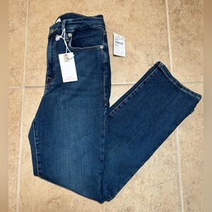 NWT🌷Good American “Good Legs Straight Mid-Rise Straight Fit”